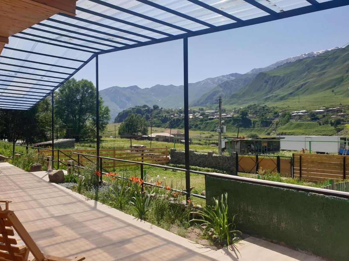 Hotel Tornisa Kazbegi Exterior foto